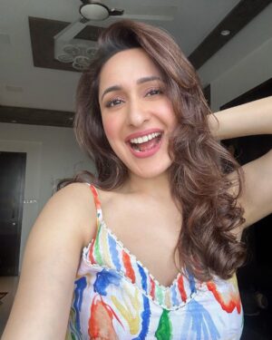 Pragya Jaiswal Instagram - The only short cut in life 💇🏻‍♀️🤪

@loicindia @dessangemumbai