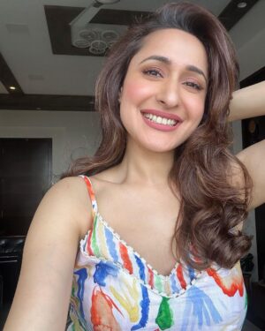 Pragya Jaiswal Instagram - The only short cut in life 💇🏻‍♀️🤪

@loicindia @dessangemumbai