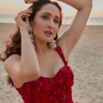 Pragya Jaiswal Instagram - Haldi with a touch of the sun 🌺🌅 #AbDonoBhagnani #SundownerHaldi Outfit @mishruofficial Earrings @amamajewels Rings @karishma.joolry Styled by @anshikaav Assisted by @bhatia_tanisha Shot by @kadamajay