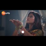 Pranika Dhakshu Instagram - "அம்மா கிட்ட இருந்து இல்ல பெரியம்மா கிட்ட இருந்து" ❤️ சந்தியாராகம் | தினமும் இரவு 9.30 மணிக்கு. #SandhyaRaagam #Maya #Dhanalakshmi #Janaki #Sandhiya #ZeeTamilPromo #Promo #zeetamil