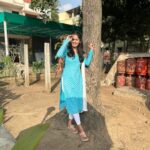 Pranika Dhakshu Instagram - Be so busy loving your life that have no time for hate , regrets or tears :) . . Costume : @vino_outfits thanks a lots for amazing tops nd especially I love the quality ✨ . . #pranikadhakshu #durga #meenakshiponnunga #zeetamil #serial #love #joemovie #songs Chennai, India