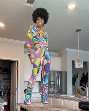 Pretty Vee Instagram - BIG MOOD: HERE GO YALL @beyonce TICKETS‼️‼️‼️‼️

- N***As Wanna Be Beyoncé So BAD😫

- & I’M HATIN CAUSE I AIN’T GO

-CHECK OUT DAT LAST SWIPE FOR A MESSAGE HOESSS😈

- GOOOO HOME 👊🏽😂

TAG DA BEEHIVE
😈😂😫💃🏽
🎫🤬🐝🙀