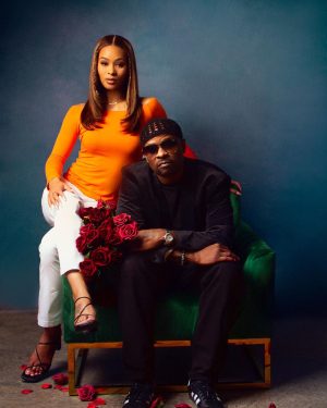 Pretty Vee Instagram - 90s Nostalgic 🌹❤️

- @iam_case1 I Love You So Much! Thank You For Giving The World Your Timeless Hits. This Was So Special & So Legendary That It Was Only Right For Me To Recreate This Moment With You! I Just Want To Cry All Over Again! Thank You, You’re A Living R&B Legend! 🌹

- Team Thank You Team For Trusting My Vision
We Literally Remade A Classic! I Love You Guys So Much 🌹

- I Really Live In The 90s ERA!….🥰

- Do You Guys Want To See More Of These ? 

Beyoncé: PrettyVee 

Case: @iam_case1

Director: @tailiahbreon

Production Asst: @lexi.photography0414

Mua: @enhancedbyteisha 

Stylist: @briancasimonee 

Hair: @slayedbydalvi 

Hairstylist: @marshalasemonehair
