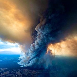 Prince Harry, Duke of Sussex Instagram - Our thoughts and prayers are with those across Australia who are continuing to face the devastating fires that have been raging for months.

From areas we are personally connected to such as the communities and people we visited in New South Wales in 2018, to the fires in California and parts of Africa, we are struck by the increasingly overlapping presence of these environmental disasters, including of course the destruction of the Amazon which continues.

This global environmental crisis has now been described as Ecocide. It’s easy to feel helpless, but there’s always a way to help.

To find out how you can lend your support, please see the links below to help as we have.

https://fundraise.redcross.org.au/drr (@redcrossau)

https://www.rfs.nsw.gov.au/about-us/fundraising (@nswrfs)

https://www.cfa.vic.gov.au/about/supporting-cfa#donate-cfa

Photo © @nswrfs / @dale_appleton / Jay Elai
