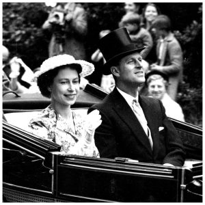 Prince Harry, Duke of Sussex Instagram - Happy anniversary to Her Majesty The Queen and The Duke of Edinburgh!

On this day, seventy-two years ago, they were married at Westminster Abbey.

Many congratulations!

Photo © PA