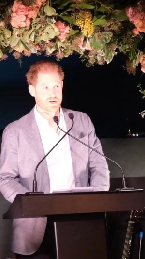Prince Harry, Duke of Sussex Instagram - at tonight’s dinner for supporters of Sentebale in London

Video © SussexRoyal