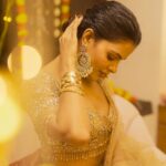 Priyanka Chahar Choudhary Instagram - Love and light ✨✨✨ Thank you to @kamli_fashion for saving the day always #priyankachaharchoudhary