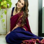 Priyanka Jawalkar Instagram - Totally in love with 90’s 00’s Telugu songs 🐣
