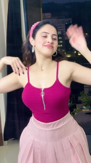 Priyanka KD Instagram - #reels #reelsinstagram #reelitfeelit #reelkarofeelkaro #love #lifestyle #life #telugu #tamil