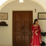 Priyanka Mohan Instagram - 🌶️🌶️🌶️ Outfit- @lajjooc Accessories- @karnikajewelshyd Footwear- @aprajitatoorofficial Styled by- @openhousestudio.in Styling team- @prarthanasrinivasaraja @mithra_kandhaswaami Photos @kannasrihari Hair @chinnahairstylist