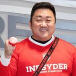 Psy Instagram - #올나잇하루전 before and after 너클밴드&굿즈 감사합니다 @donlee *너클 밴드가 매우 작아보임 P NATION