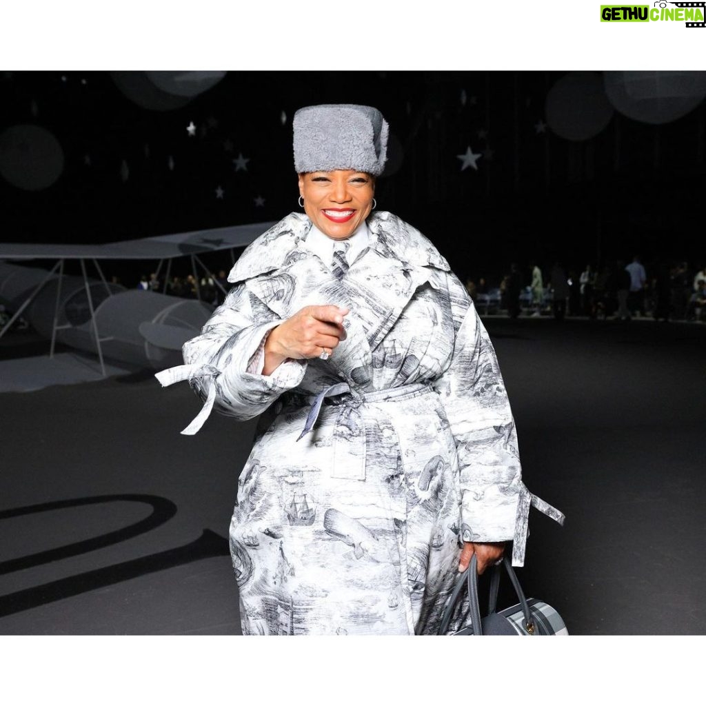 Queen Latifah Instagram - So happy to have attended @thombrowne runway show! What a Magical Beautifully Fantastical work of Imagination brought to Life!!! 🥂🥂🥂 collection is 🔥 . 📸: @bfa @johnbaingriffith @strange.victory