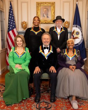 Queen Latifah Instagram - What an amazing experience! Watch the #KCHonors TONIGHT at 8/7c on @CBStv! 💕