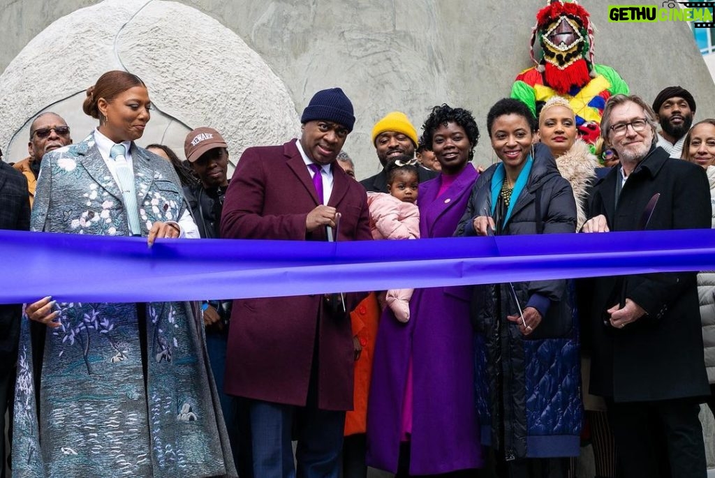 Queen Latifah Instagram - I feel inspired and blessed to join the unveiling of this powerful monument honoring the legacy of Harriet Tubman in my hometown of Newark surrounded by family, friends, community, Audible, and the descendants of this dynamic leader. Designed by local artist @NinaCookeJohn, I am proud to narrate the immersive audio experience written by Pia Wilson and hope it highlights Tubman’s impact on our history and Newark’s place in the Underground Railroad.