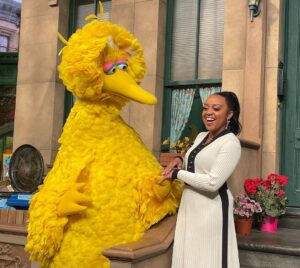 Quinta Brunson Instagram - Speechless.

 @sesamestreet #season54