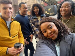 Quinta Brunson Instagram - Abbott season 2 finale tonight!

Thank you all for being with us for another wonderful season. Here’s some bts to celebrate :)

See ya later ✌🏾