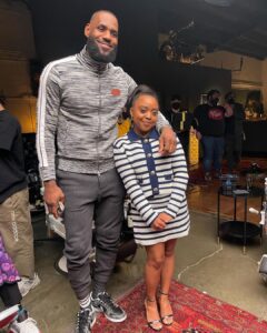Quinta Brunson Instagram - Thank goodness for heels