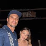 Rômulo Estrela Instagram - Maranhense, com orgulho. Com saudade. Com o coração cheio de amor, de memórias e com a esperança de ver minha terra prosperar e ser vista com a grandiosidade que é, com a riqueza cultural que possui, com gente que cuide dela do jeito que merece, do jeito que esse povo lindo e carinhoso merece viver. Até logo meu Maranhão, já já tô de volta… ❤️ São Luís MA Ilha do Amor