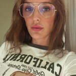 Rafa Brites Instagram - Oficialmente usando óculos e to com uma duvida: Quando a gente se acostuma com o óculos parece que piora a “vista” … Alguém mais sente isso ou é lenda? Tipo antes só ardia meu olho se não usasse, agora não enxergo mais …