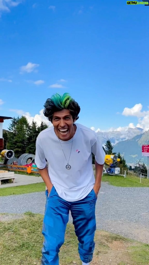 Rafa Polinesio Instagram - Suiza, el país que hace niños ⚙️👀 Murren, Switzerland