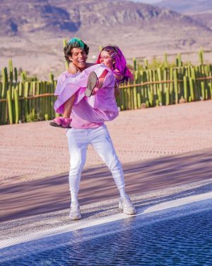 Rafa Polinesio Instagram - Cuando el entere me quede en shock y después… Aaaaaah voy a ser tío!!! 🤩
Estoy mega feliz, emocionado, todavía no me la creo!! Felicidades hermanita, estoy muy orgulloso, se que estará lleno de amor!! 
Ya quiero que nazca y enseñarle tantas cosas 👨‍🍼