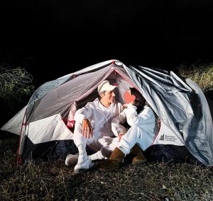 Rafa Polinesio Instagram - A tu lado cada momento es inolvidable.
Les cuento que antes no le gustaba acampar ⛺️ hice que tuviera una gran experiencia acampando, ahora lo disfruta. 

Espero que podemos recorrer más lugares acampando 🏕