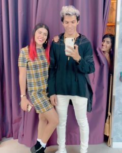 Rafa Polinesio Instagram - Cuando el entere me quede en shock y después… Aaaaaah voy a ser tío!!! 🤩 Estoy mega feliz, emocionado, todavía no me la creo!! Felicidades hermanita, estoy muy orgulloso, se que estará lleno de amor!! Ya quiero que nazca y enseñarle tantas cosas 👨‍🍼