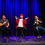 Rafinha Bastos Instagram - O show novo tá pronto. Tá pesado. Só falta a Netflix mandar o contrato. Na verdade, falta também a Netflix dizer que quer o show… mas isso é só um detalhe. Presídio do Tremembé, aí vou eu! (📸: @ajulianadasfotos) @netflixbrasil Teatro Renaissance