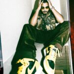 Raftaar Instagram - Shukarguzaar - Aapka Raftaar. 🌹🧿❤️🧿🌹 Dil khush hojata hai jab mere gaano ke sang tumhara honth hilte hain. Dhanywaad. MUMBAI-INTENSITY TOUR. 📈🧿🥷🧿📈 Agla station PUNE. Get you tickets now. LINK IN BIO ☝️☝️☝️ styled @volambiladki 📸 @thatrecklessboy @team.innovation @kalamkaarmusic #raftaar #intensitytour #kalamkaar #india Mumbai, Maharashtra