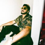 Raftaar Instagram - Shukarguzaar - Aapka Raftaar. 🌹🧿❤️🧿🌹 Dil khush hojata hai jab mere gaano ke sang tumhara honth hilte hain. Dhanywaad. MUMBAI-INTENSITY TOUR. 📈🧿🥷🧿📈 Agla station PUNE. Get you tickets now. LINK IN BIO ☝️☝️☝️ styled @volambiladki 📸 @thatrecklessboy @team.innovation @kalamkaarmusic #raftaar #intensitytour #kalamkaar #india Mumbai, Maharashtra