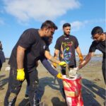 Raftaar Instagram - Thank you mere bhai @raftaarmusic for joining us today and making 264th week of @beachwarriorsindia strongest 💪✨️ #Earthday became even more special with your presence and motivation 💚✨️ Eagerly waiting for more such projects together 🤞 Love you Bhai 🧿🤗❤️ Juhu Koliwada