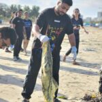 Raftaar Instagram - Thank you mere bhai @raftaarmusic for joining us today and making 264th week of @beachwarriorsindia strongest 💪✨️ #Earthday became even more special with your presence and motivation 💚✨️ Eagerly waiting for more such projects together 🤞 Love you Bhai 🧿🤗❤️ Juhu Koliwada