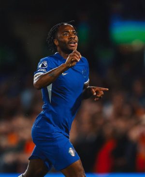 Raheem Sterling Instagram - Just getting started 💨🔵