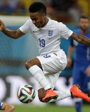 Raheem Sterling Instagram - Ten years ago on this very day, I made my debut for @england; something I’d dreamed about since I was a boy staring up at those Wembley arches from my back garden. Every muddy Sunday League match and gruelling training exercise led me to that moment, where I could stand up and proudly represent the Three Lions. 

Now here I am, ten years later, wearing number 10, heading into my third World Cup with the next generation of legends, and now it’s me holding the most caps...🤯 reality really can be crazier than dreams. 

The thing that stands out the most is our twelfth man: the fans. By our side with the energy and voice to lift us through every moment and power us up for every duel. I cannot wait to hit that stage again in an @england shirt 🏴󠁧󠁢󠁥󠁮󠁧󠁿🦁🦁🦁

Thank you everyone. Let’s go!!!!!!!