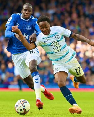 Raheem Sterling Instagram - First game, first win 🙌🏾 fans were awesome @chelseafc 💙