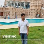 Rajpal Naurang Yadav Instagram – It was a beautiful and serene experience visiting the BAPS Swami Narayan Mandir in Abu Dhabi. Thank you to Swamiji for this enlightening visit and darshan. Hope to come again soon 🙏🏻☺️❤️