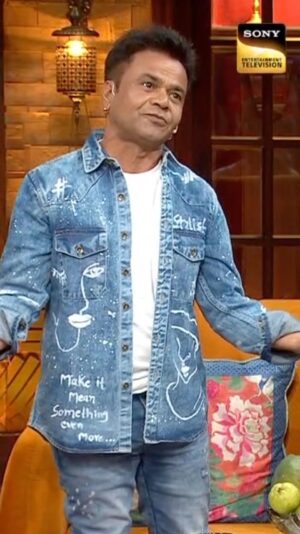 Rajpal Yadav Instagram - Hum sab milakar ek koshish kare to Kanav ki jaan bach sakti Hain. Please give whatever you can to help Kanav. 🙏🏻🙏🏻

Donation ki details: 
Account name : Kanav Jhangra 
Bank Name : RBL Bank 
Account number : 2223330078969258
IFSC : RATN0VAAPIS
UPI : ASSIST.KANAV11@ICICI

#kanav_fights_sma #help #donate #rajpalyadav