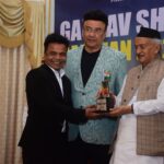 Rajpal Naurang Yadav Instagram – It was a great honour to be presented with the “Gaurav Shri Sammaan 2023” award today by Maharashtra Governor, Shri Bhagat Singh Koshyari. Thank you to Maitry Peace Foundation and Buddhanjali.

@maitrypeacefoundation Mumbai, Maharashtra