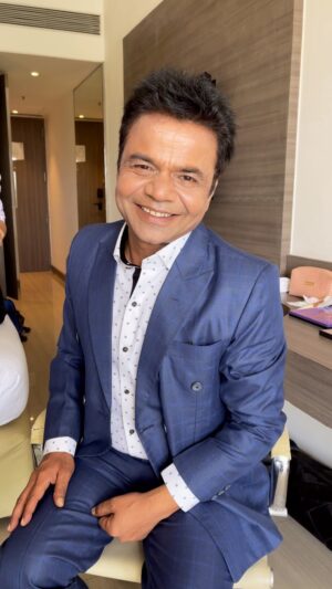 Rajpal Yadav Instagram - हार के बाद तो जीत ही है … आज का #vanityvichaar !

#rajpalyadav #vanityvichaar #rajpaath #motivation #instagood #instareels #instagram