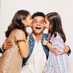 Rajpal Naurang Yadav Instagram – Happy daughters day to you 3 beautiful girls, Moni, Honey and Rehu who have made me the father I am today! Lots of love to you all ! Thank you for teaching me about a kind of love that can not be explained, only experienced! ❤️

Stylist- @stylebyshrey
Photographer – 
@_rohitchoudharyphotography
Makeup & Hair – 
@contour_by_bhavikagala 
Outfit – @dlabel 
Location – @theresortmumbai 
Team – @greenlight__media

#rajpalyadav #happydaughtersday #daughterlove #fatherdaughter