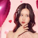 Ramida Jiranorraphat Instagram - Can I be your valentine🤍 Photographer : @milqp.ntp Make-up : @ms_midnightsun Hairdo : @nenaenos_tp Costume @kwann_azie Retoucher : @pealoeys Photo Assist : @plutronde @forze_nc