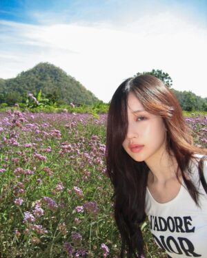 Ramida Jiranorraphat Instagram - 🌷