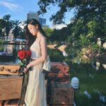 Ramida Jiranorraphat Instagram - Roses are red🥀
