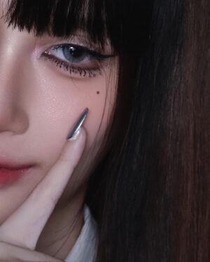 Ramida Jiranorraphat Instagram - 富江