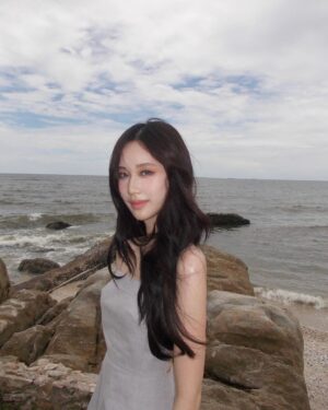 Ramida Jiranorraphat Instagram - I sea u🌊