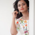 Ramya Pandian Instagram - Soulful Synchrony: Every heartbeat, a rhythm; every moment, a melody 🤍 Photographer @camerasenthil MUA @pinkylohar_ Outfit @dithi.studio #sriramyapaandiyan