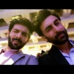 Ranbir Kapoor Instagram - #Ranbirkapoor with #KartikAaryan 📸