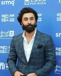 Ranbir Kapoor Instagram - One word for this look🔥 #RanbirKapoor #Ranbir #redseafilmfestival