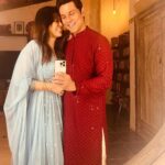 Randeep Hooda Instagram - From ours to yours #HappyDiwali 🪔🪔🧨🧨🎇🎇🎇 #Diwali #ShubhDeepawali