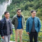 Randeep Hooda Instagram - Thank You Honourable CM @pemakhandu_bjp Sir for Inviting me to “The Land of the dawn-lit mountains” the beautiful Our Indian border state of #ArunachalPradesh. I’m overwhelmed with the welcome and awed by the Lovely people and their extremely rich culture. It was lovely to meet and interact with Honourable Union Minister @kiren.rijiju in his home state. Also the Honourable MP from the state Shri @gaotapir Ji and MLAs from the State. It was great to see the ground level efforts in development and connectivity. I take away dream like memories of this “heaven on earth” which i will be sharing in the coming days. #Magovillage #ChunaArmyPost #beautifulnortheast #IndianArmy #indotibetanborderpolice #ITBP #BRO #borderroadsorganisation Jung Falls, Arunachal Pradesh